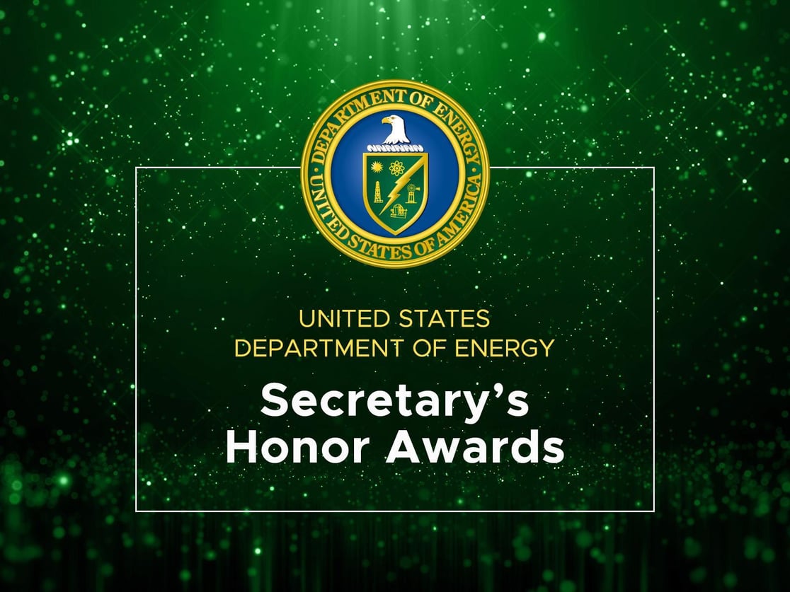 NSD_1692_WEB_DOESecretaryAward_0-1